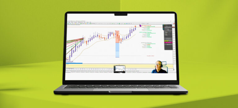 Laptop mit Daytrading-Chart und eingeblendetem Coach in einem Live-Trading-Webinar.